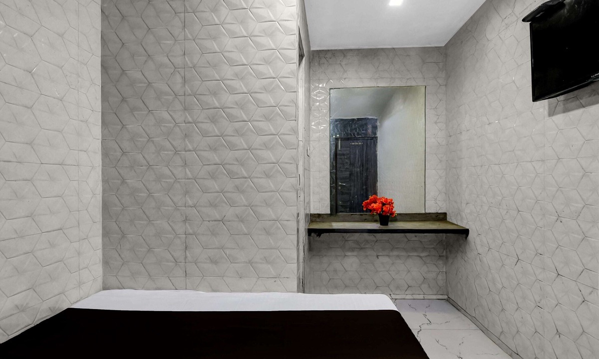 Kolkata House | Deluxe Babu Lal Soni Guest House
