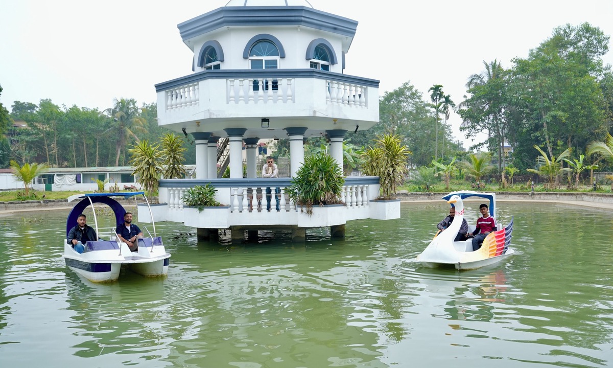 Maulvi Bazar Apartment | Salam Palace near Goala bazar holiday apartments in a village open swimming pond