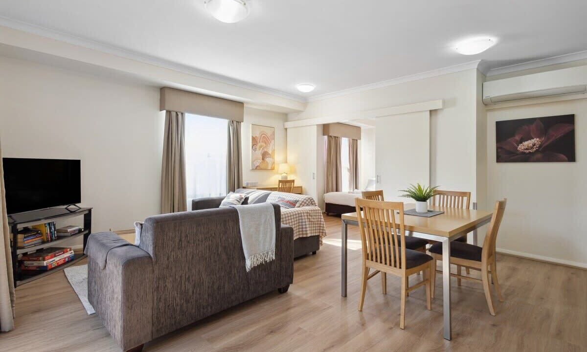 Northbridge Apartment | Stylish Northbridge Oasis Boutique City Retreat