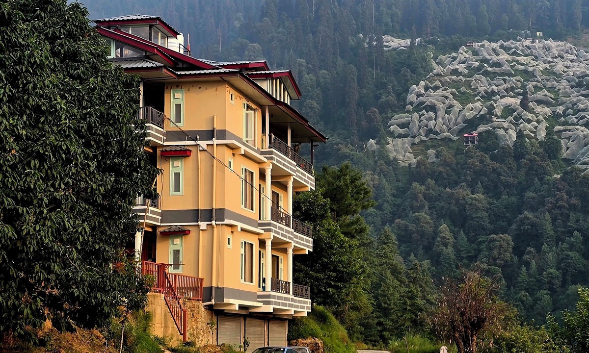 Kumharsain House | Wild Orchard Vegetarian Homestay (Authentic Himachali Escape)