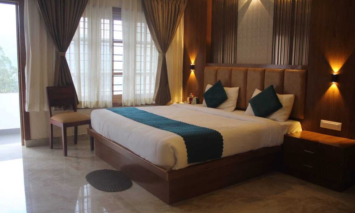 Pudumund Apartment | Grandis inn by avkanz nnluxury suite rooms in the hill top of ooty