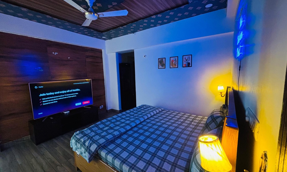 Bullawala Apartment | The Mussoorie Glow – Spacious 3BHK with Private Penthouse