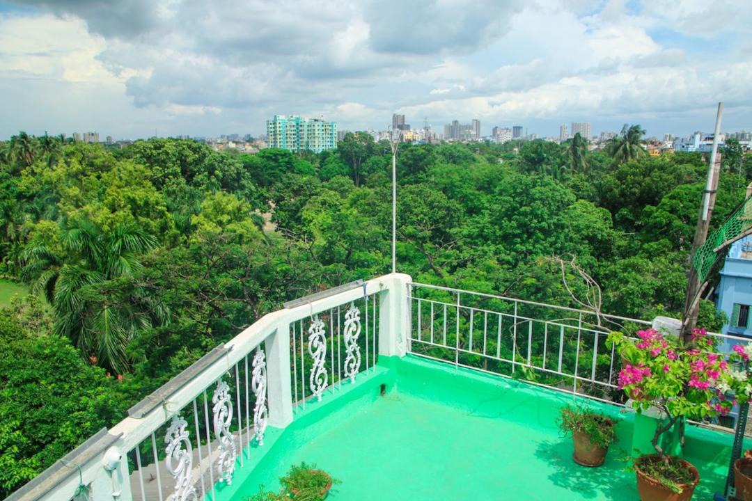 Shyambazar House | Rooftop Cabin & garden in a sea of Greenery- Owl's Nest 1