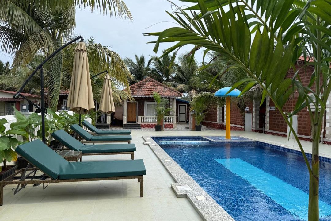 Baga Hotel | Palm Escape Beach Resort