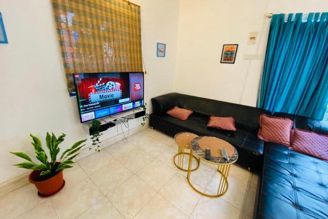 Baga Apartment | "Villa Ledo Calangute Beach" - 4BHK - Private Plunge pool - Kitchen - Wifi - TV