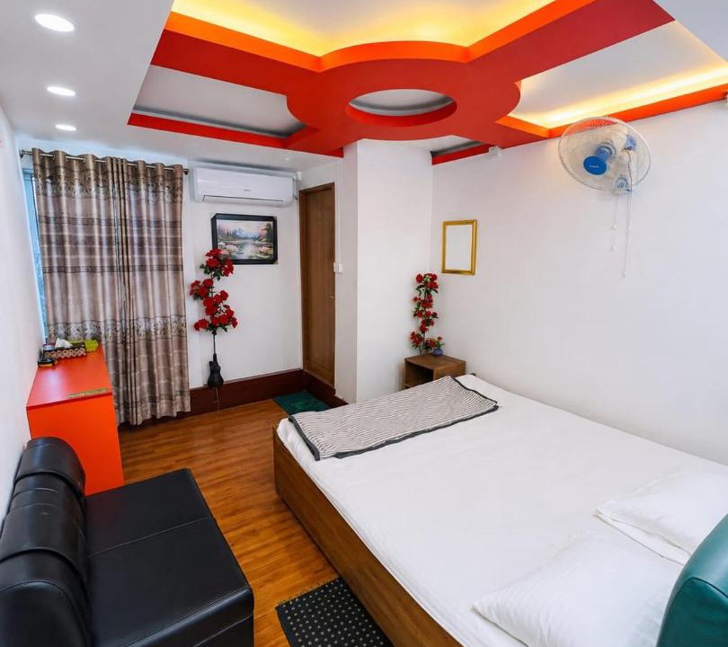 Dhaka House | Panthapath Hotel Rose Belly