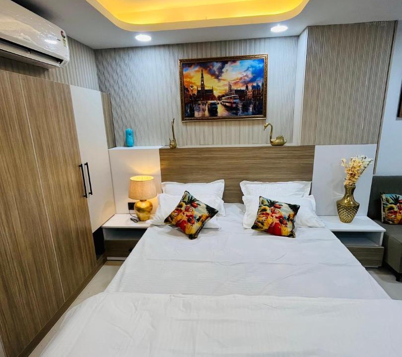 Sector 31 Bed & Breakfast | urban Retreat near cyber city