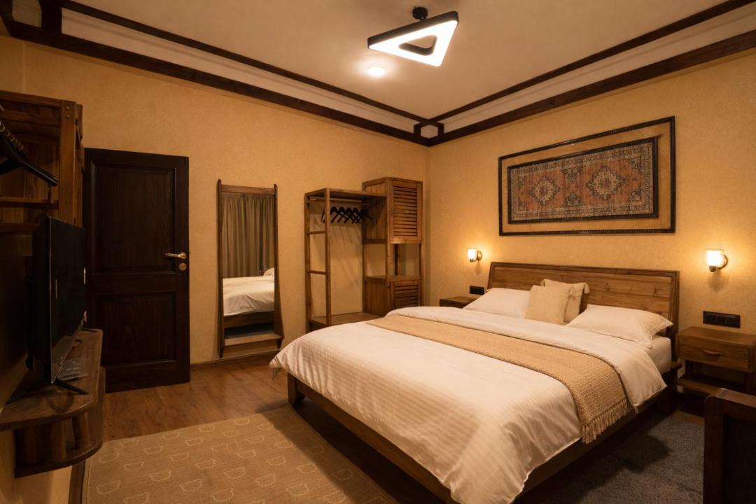 Jagatsukh Apartment | Angalo Botique mountain apartments