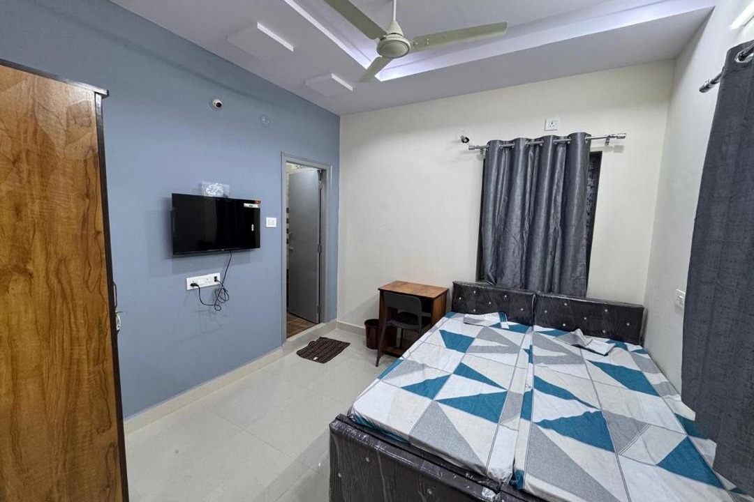 Nanakram Guda Hostel | The LOOP Living
