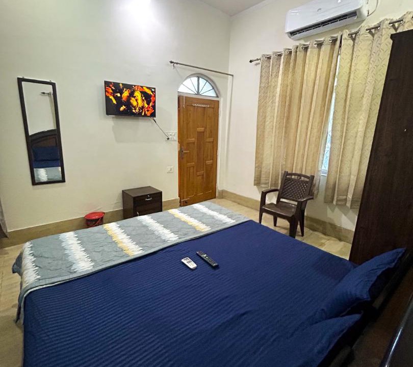 Dehradun Hotel | ROOMS Near Airport Gaharwar Homes