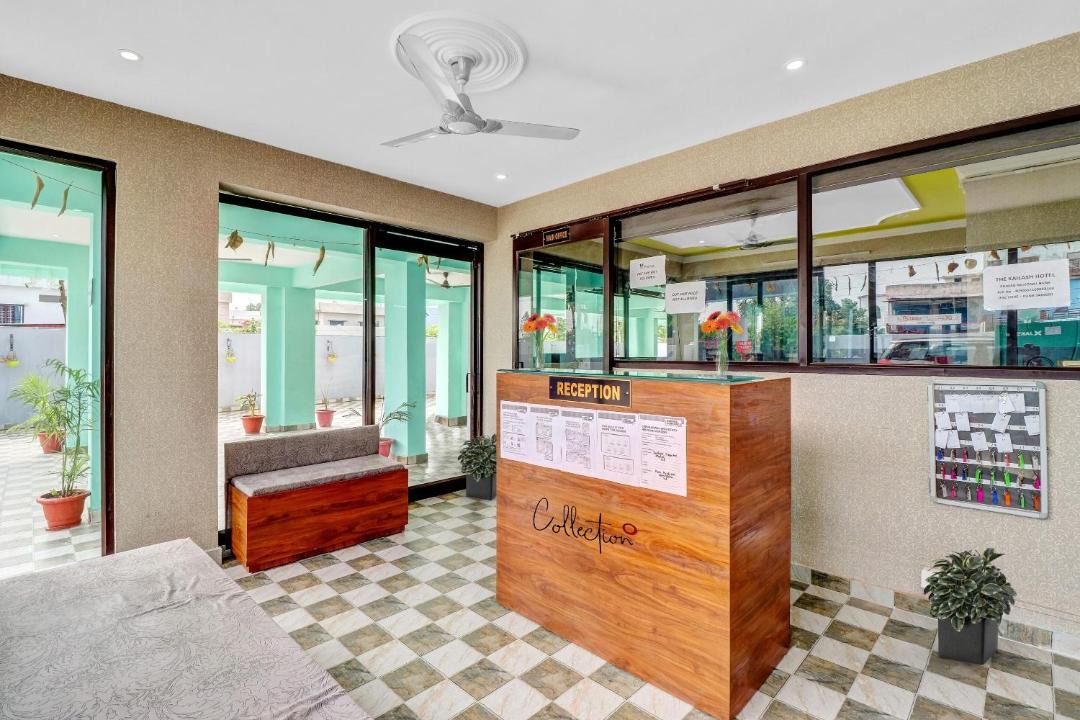 Jhajra Hotel | Super Collection O The Kailash Hotel