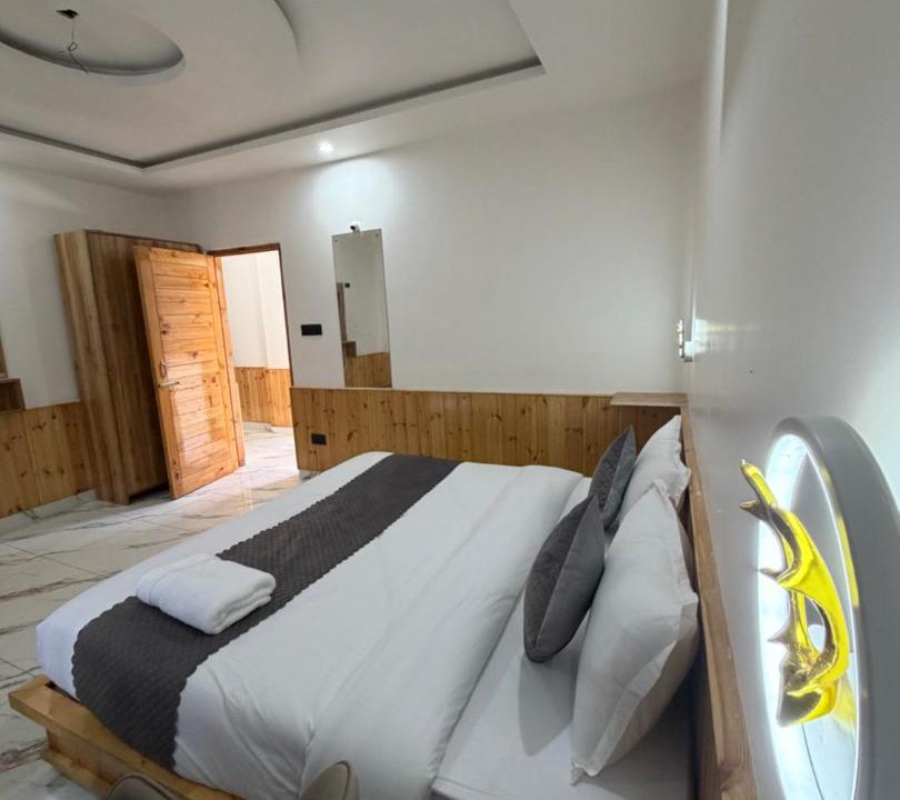 Kasol Hotel | Hotel The Travica Kasol Centrally Heated & Air Cooled Near Volvo Bus Stand