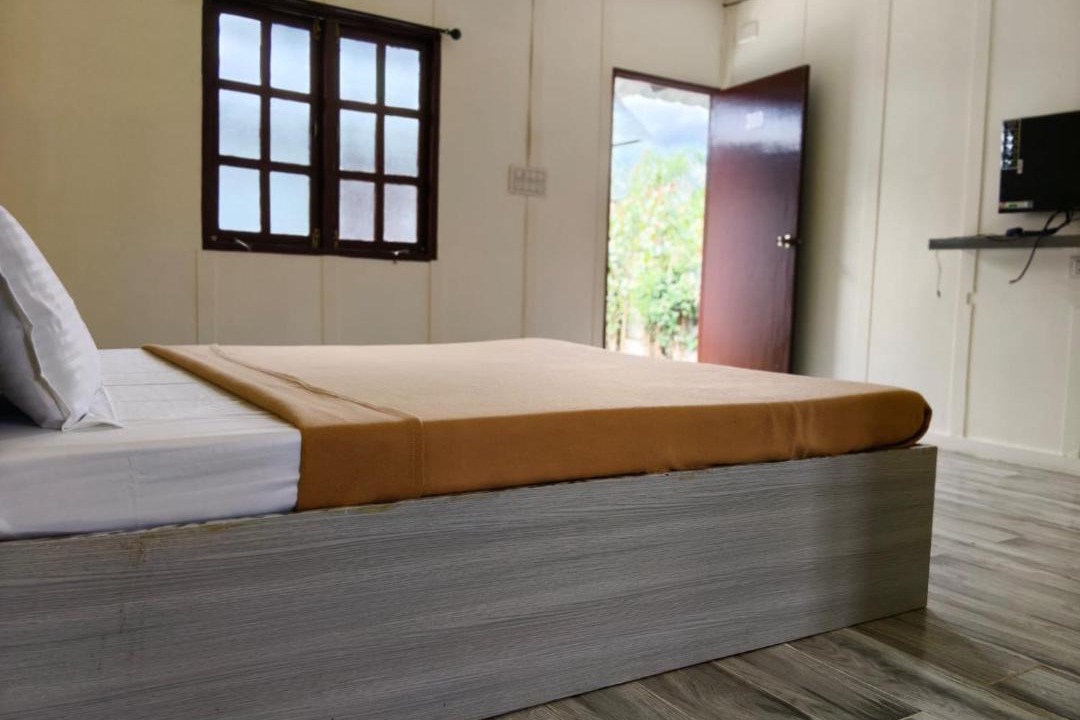 Vadanemelli Hotel | Hotel Coral Shade's