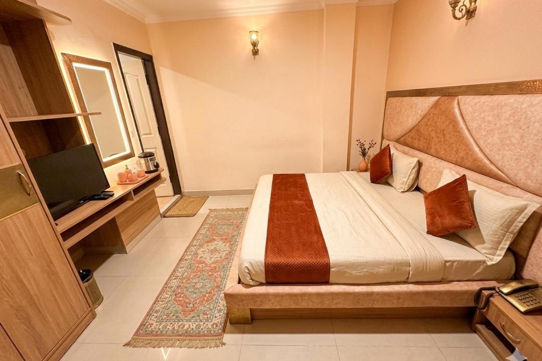 New Delhi Bed & Breakfast | Shoba Residency