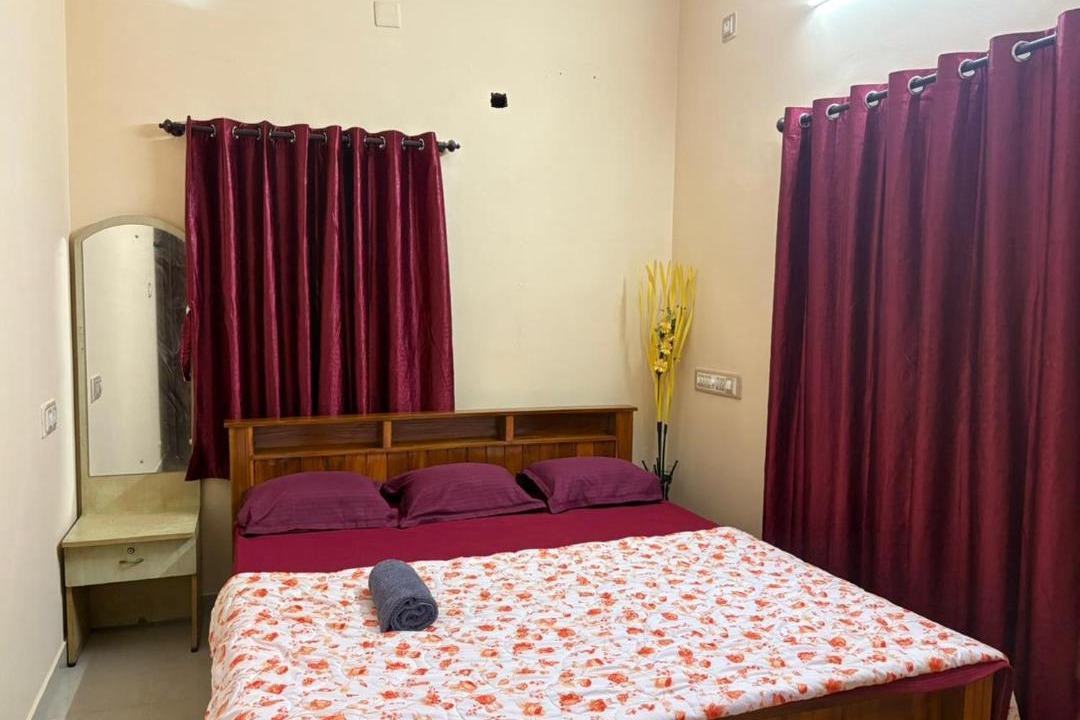 Mangalore Ski Chalet | SM Cottage