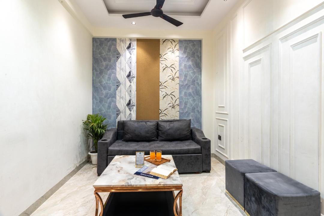 Indirapuram Apartment | Homlee-Diamond 2BHK Lift-Parking-Max Vaishali