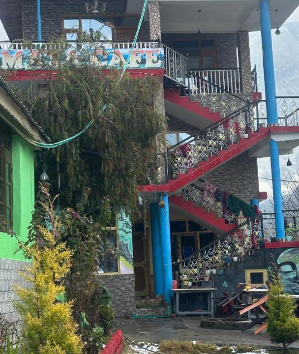 Kasol House | Maya Homestay & Cafe