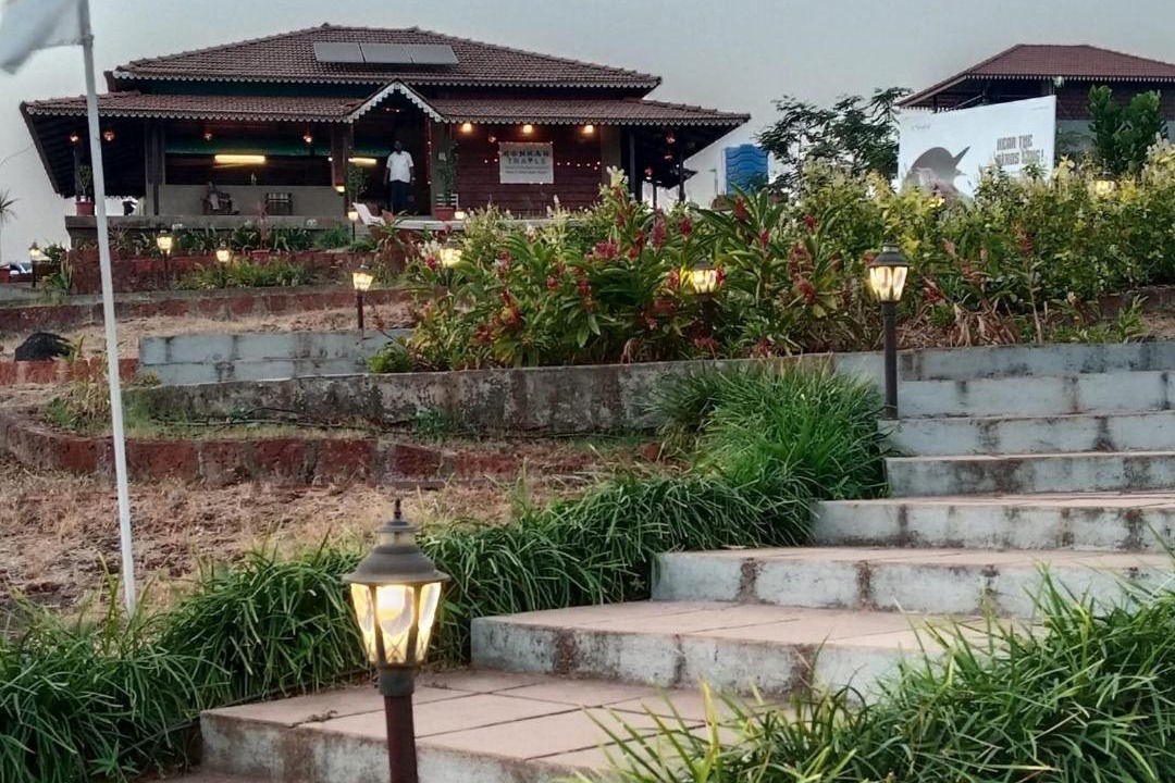 Anjanvel Villa | Fulora Guesthouse