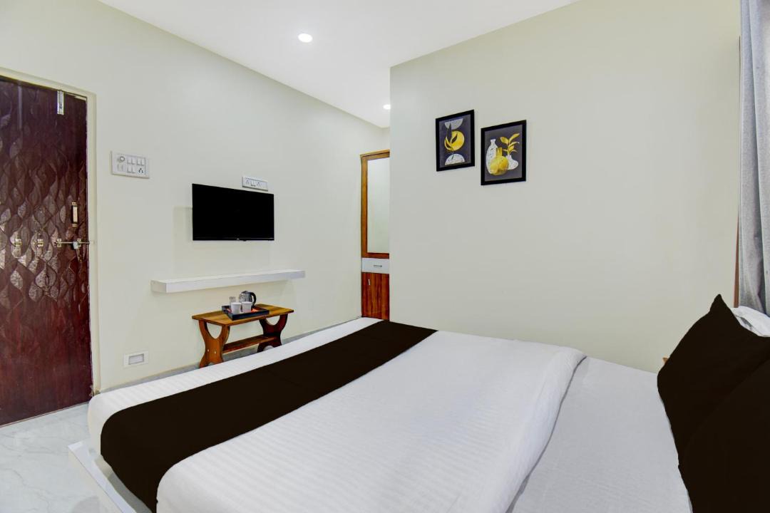Alandi Hotel | Super Collection O MIT Alandi Formerly Hotel Culture