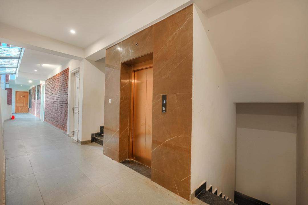 Kumarhatti Apartment | Nirvana By Nest Kasauli 2 BHK Luxury Apartment Rooftop Cafe Free Parking