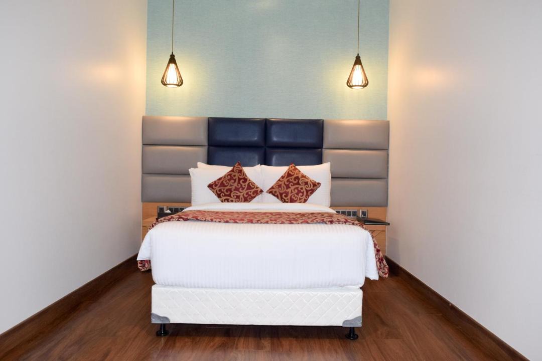 Potheri Hotel | SRM Hotel Maraimalai Nagar Chennai