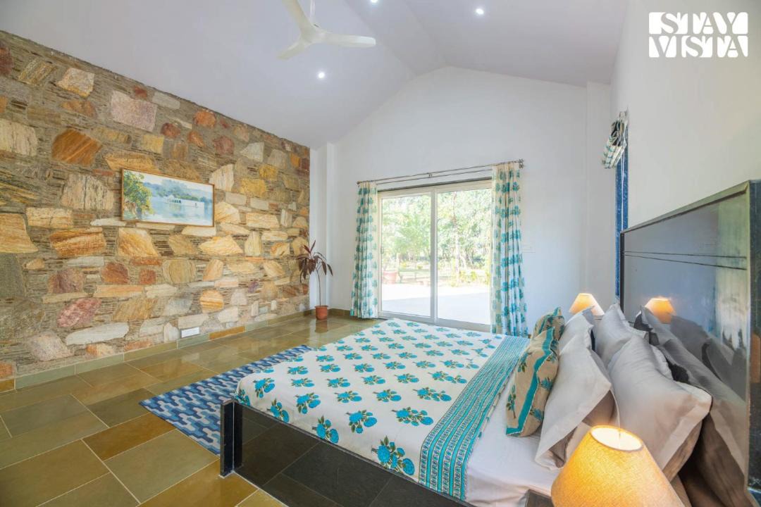 Rajawas Villa | StayVista at Villa M3 - Farmstay with Lawn & Pool