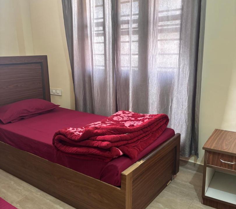 Tapovan Hostel | Hathayogashram Hostel