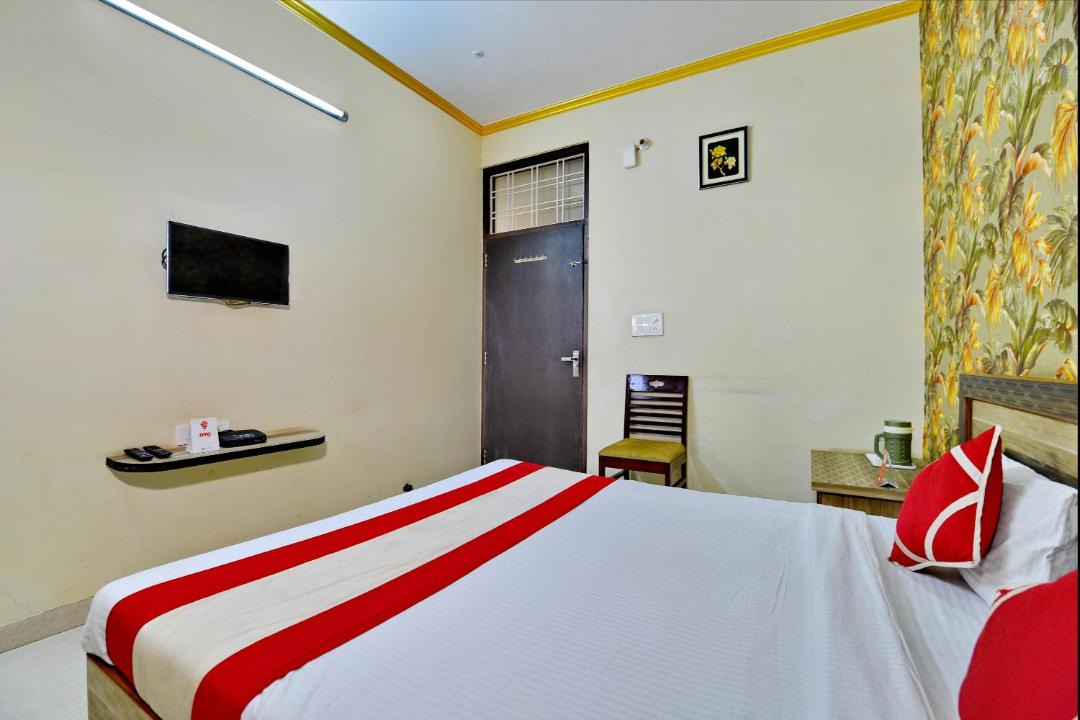 Chokhi Dhani Hotel | Collection O Himalaya Tower
