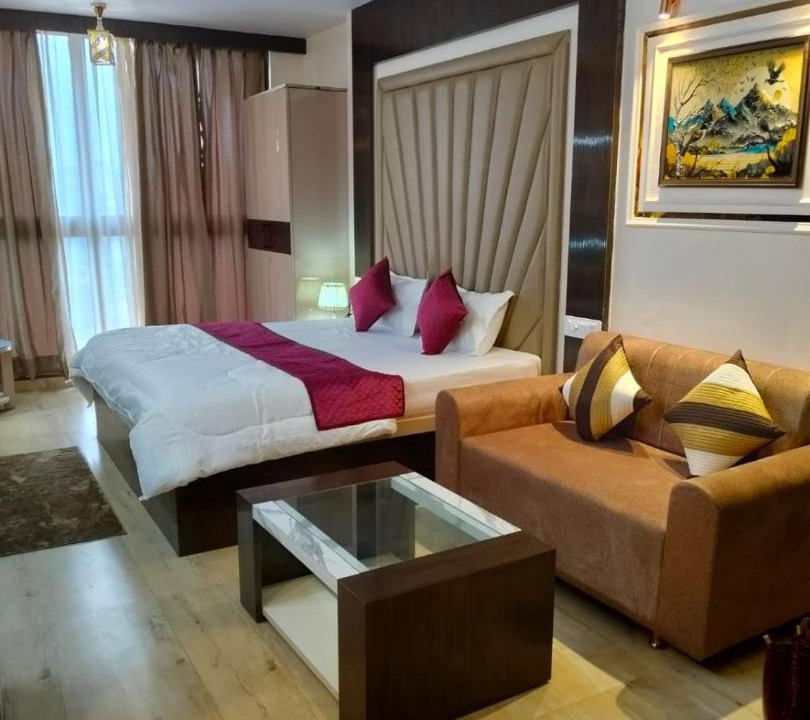 Gopalbari Apartment | Rajasi studio by the station