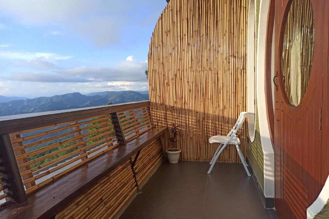 Almora Hotel | Himalayan Hobbit House
