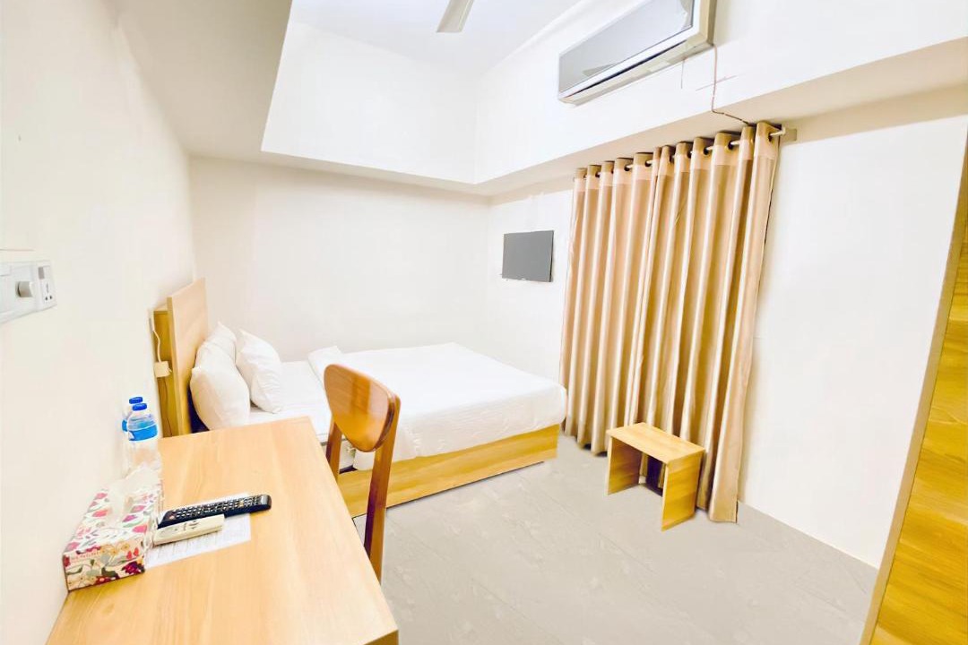 Uttara Hotel | Crown Palace Residence