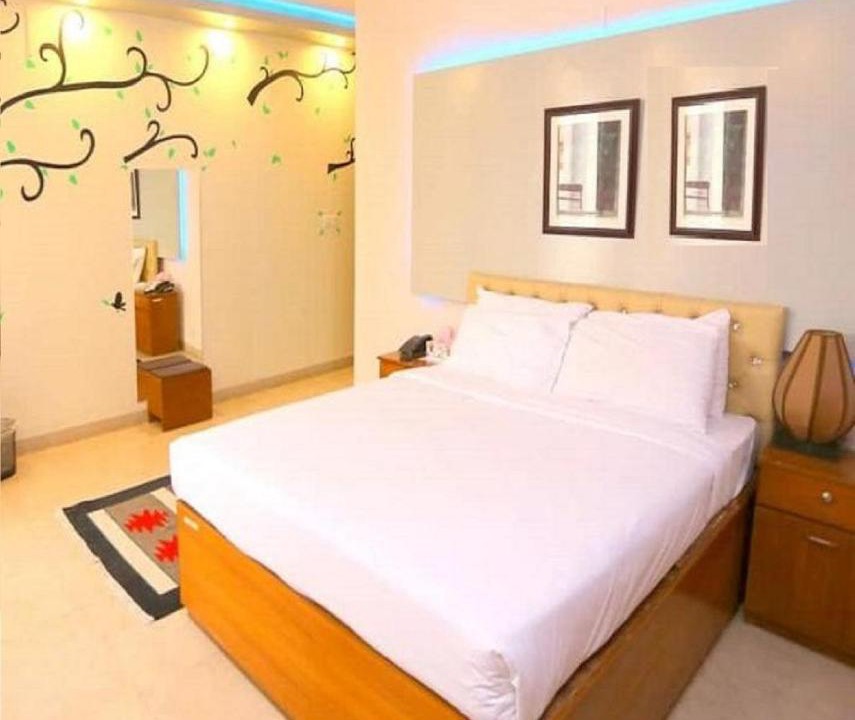 Banani Hotel | Dhaka Golden Inn - Banani'Lakeside