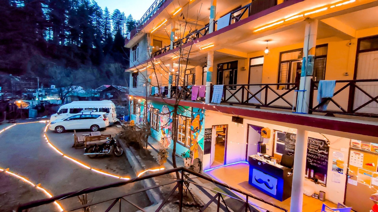 Photo of Others in Old Manali