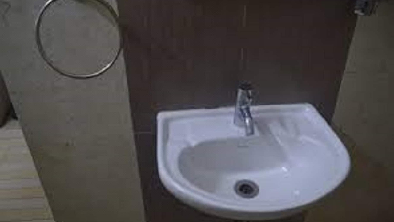Photo of Bathroom in Mumbai Central