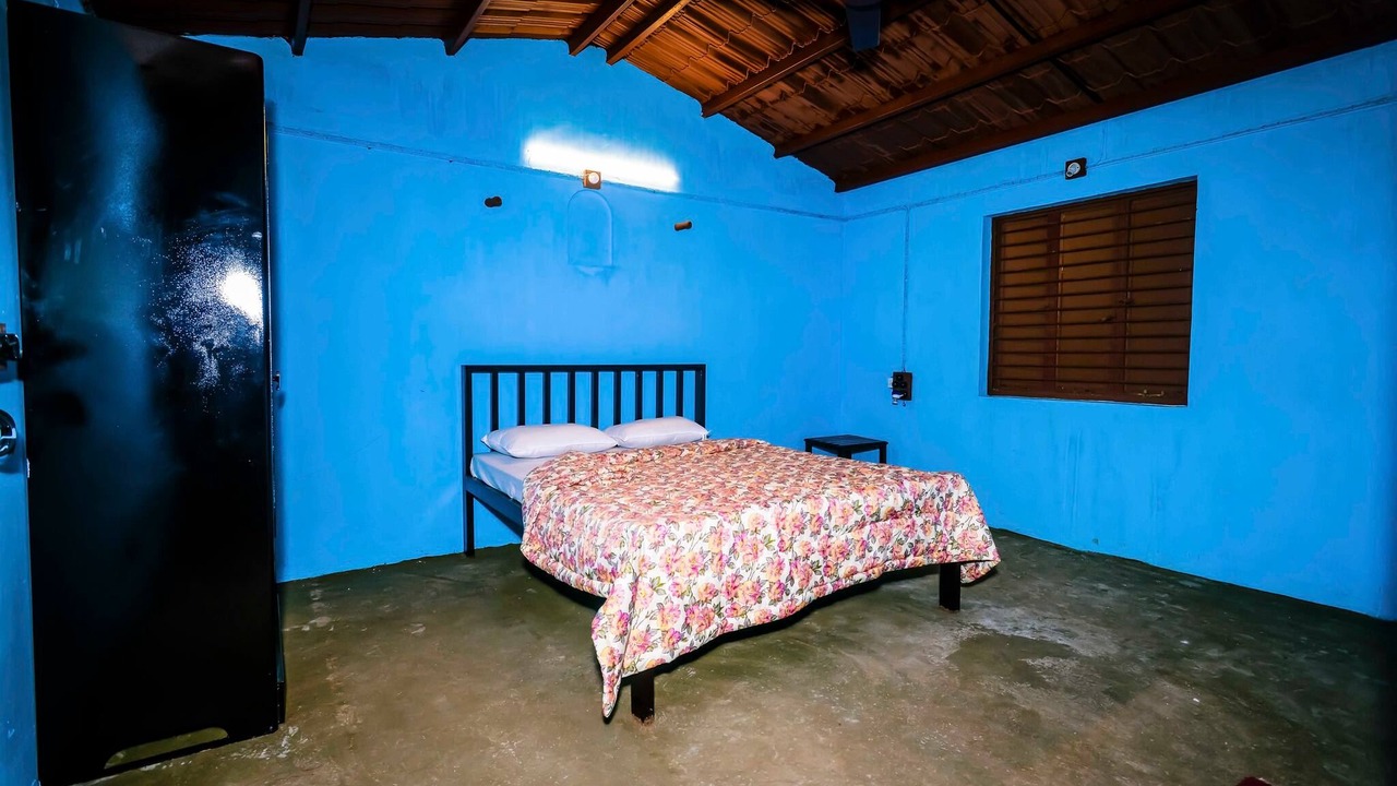 Photo of Bedroom in Satara