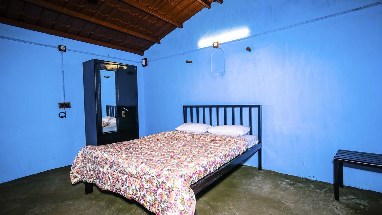 Photo of Bedroom in Satara