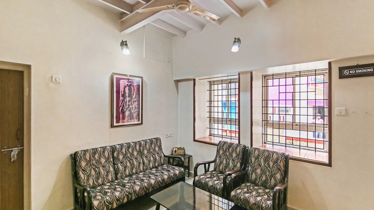 Photo of Livingroom in Chickpet