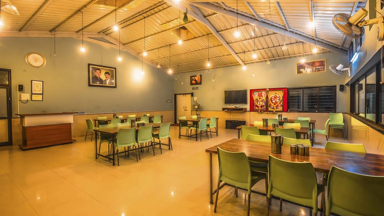 Photo of Livingroom in Satara