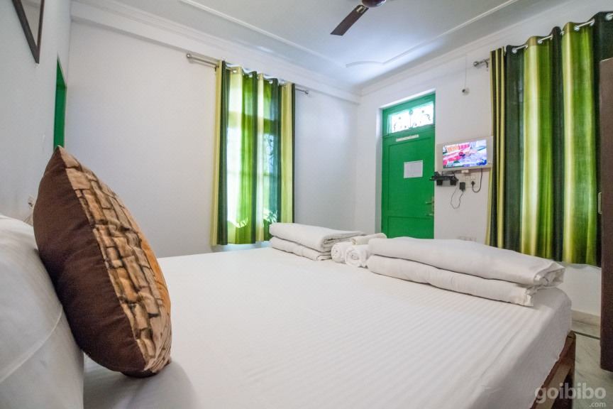 Photo of Bedroom in Tapovan