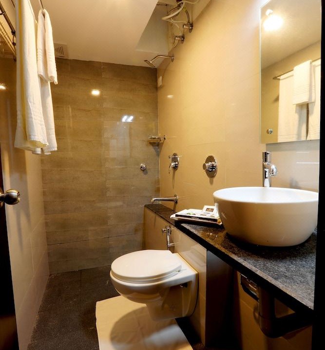 Photo of Bathroom in Hampankatta