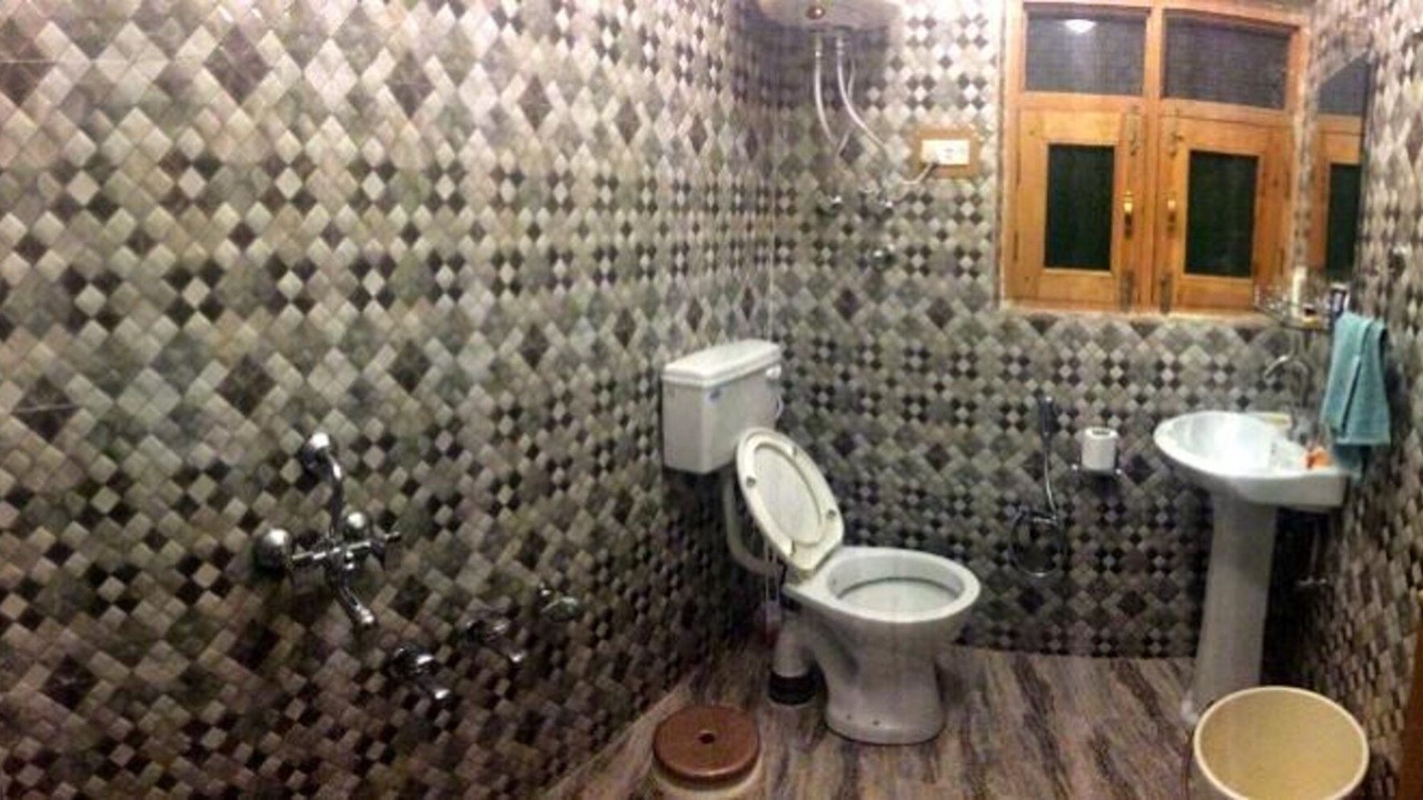 Photo of Bathroom in Nagin Bagh