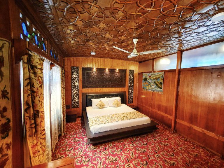 Photo of Bedroom in Nagin Bagh