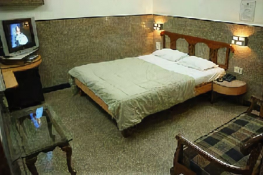 Photo of Bedroom in Prabhadevi