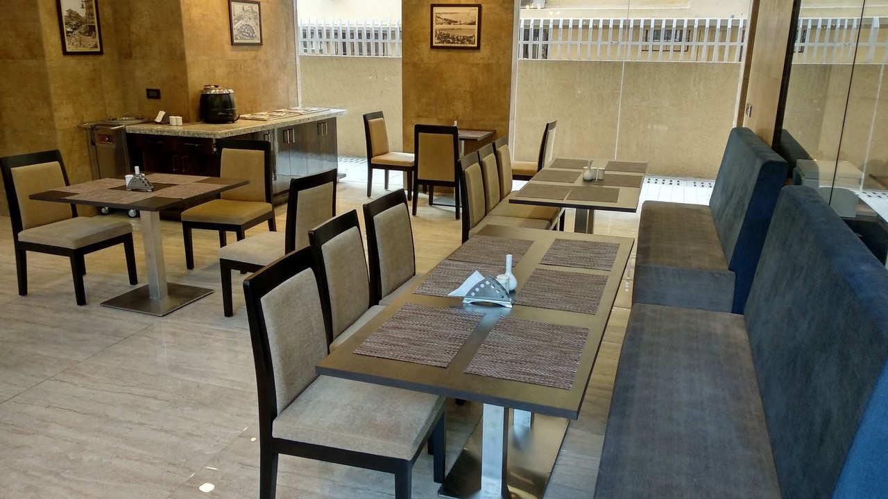 Photo of Livingroom in J B Nagar
