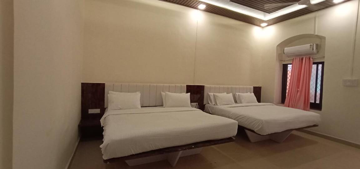 Photo of Bedroom in Matheran