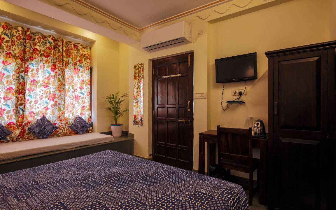 Photo of Bedroom in Shavri Colony