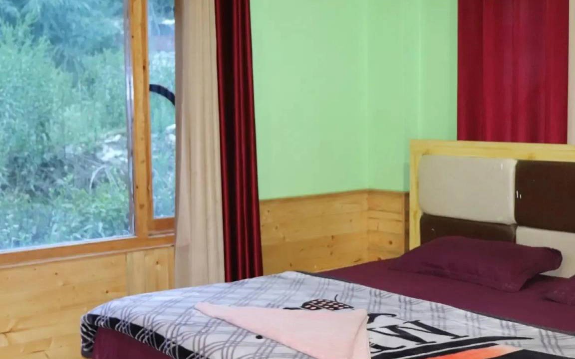 Photo of Bedroom in Kasol
