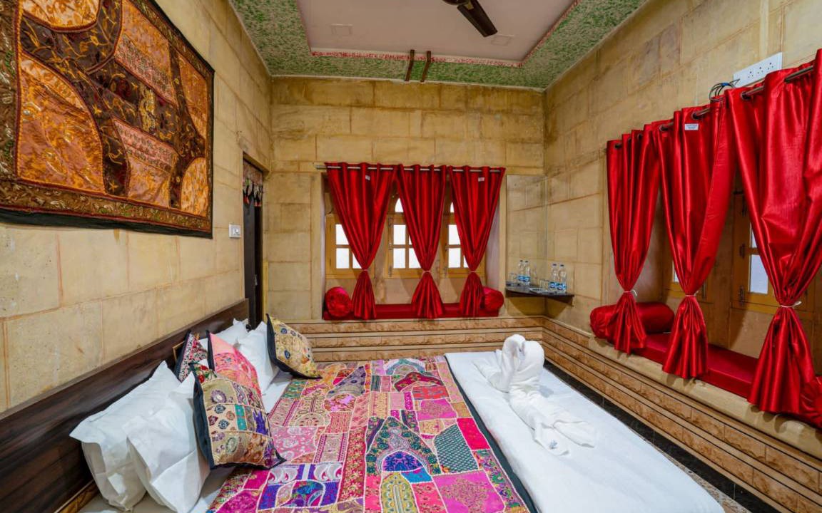 Photo of Bedroom in Amar Sagar Pol