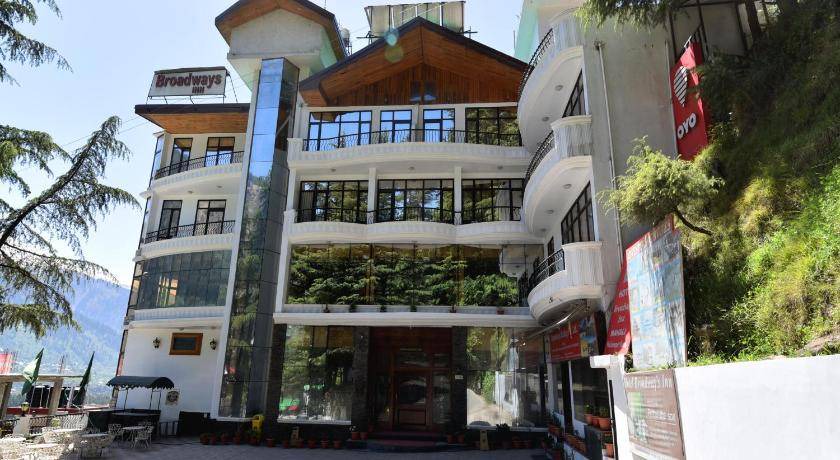 Photo of Others in Old Manali