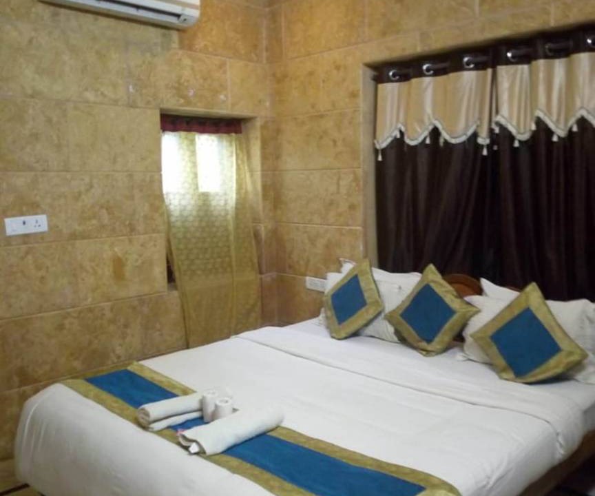 Photo of Bedroom in Amar Sagar Pol